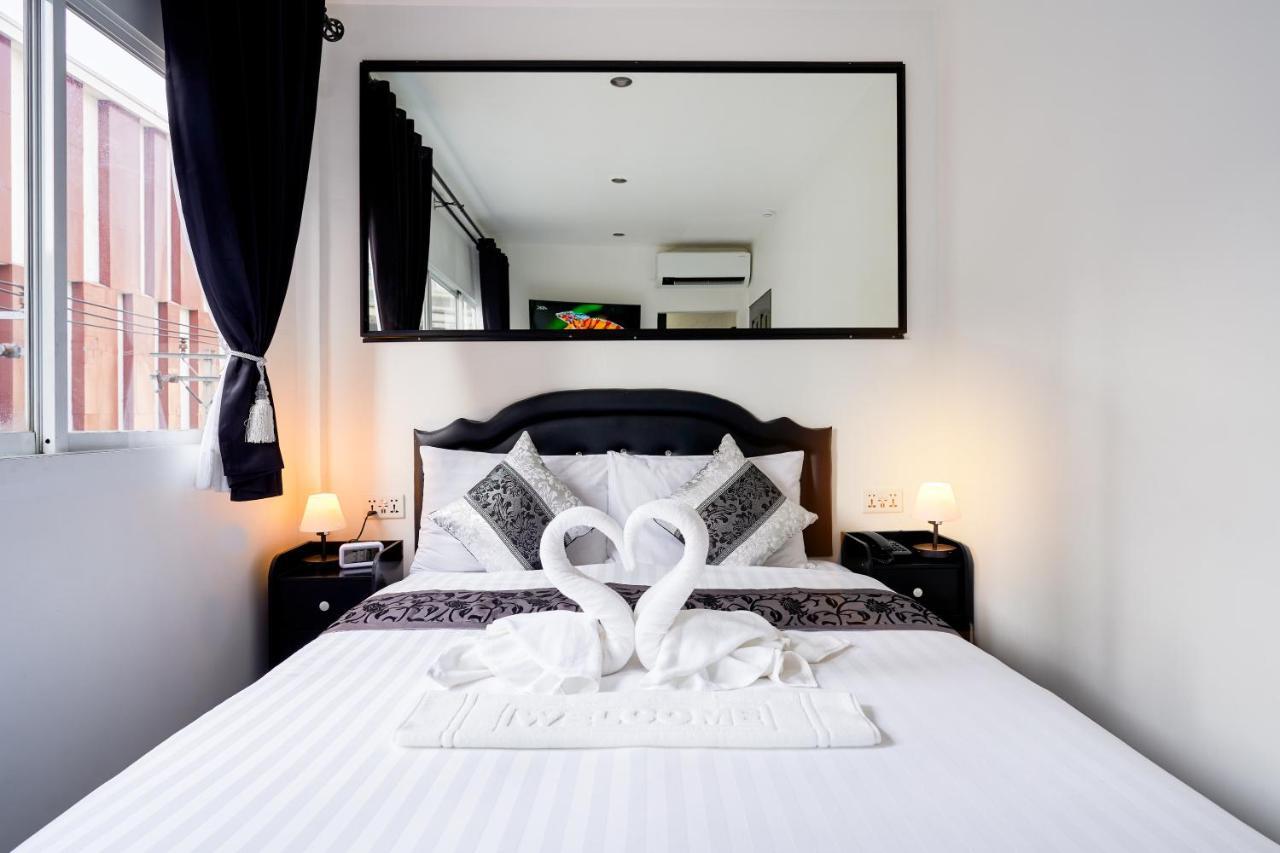 Thonglor Suites Hotel Bangkok Bagian luar foto